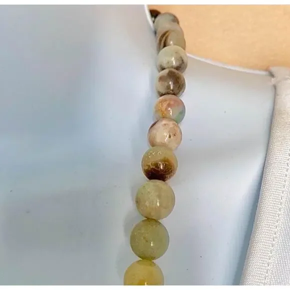 Moss Agate Ombré Beaded Necklace - Picture 4 of 5